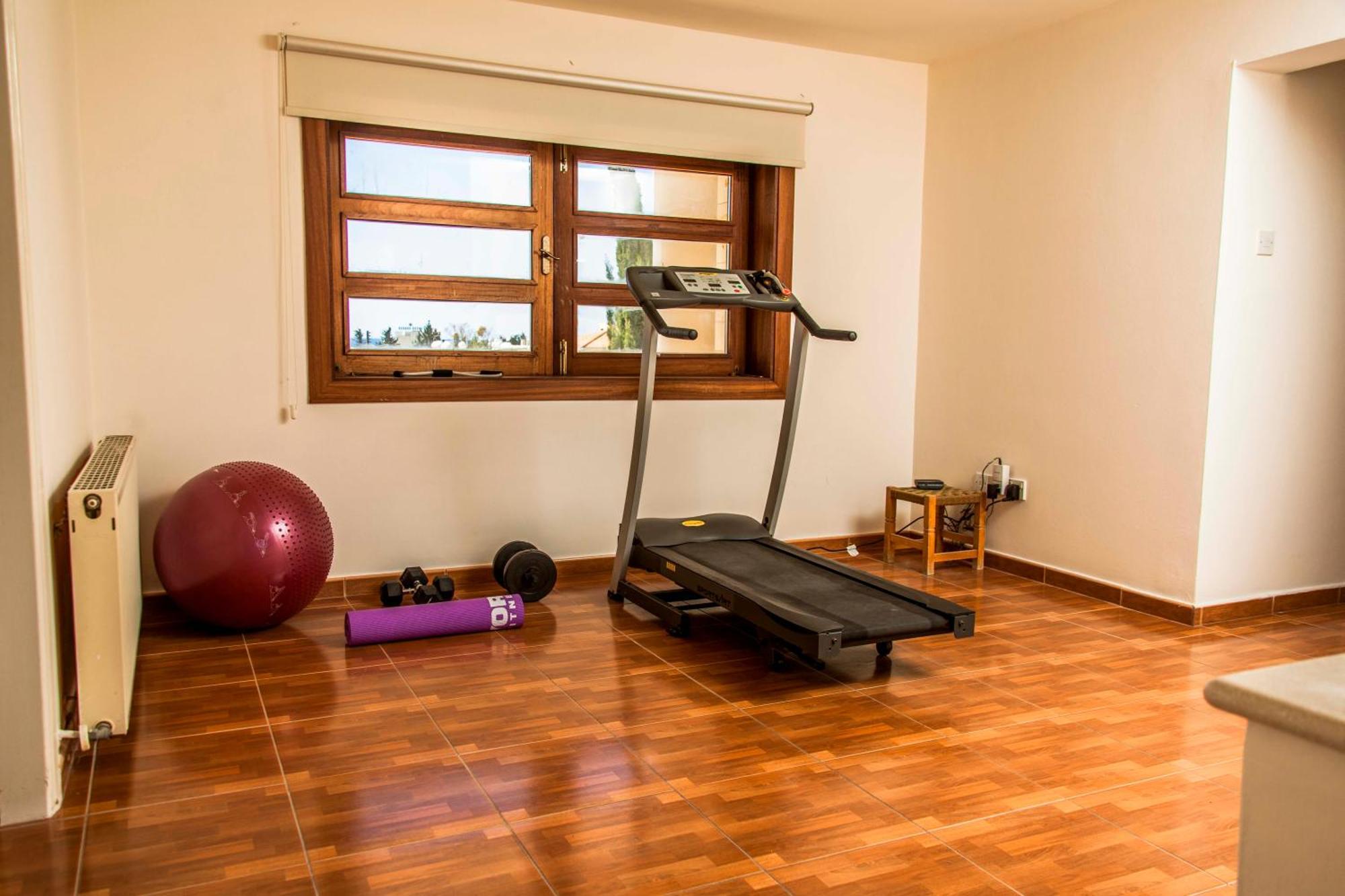 6 Bdr Villa With Tennis Court Paphos Exterior foto