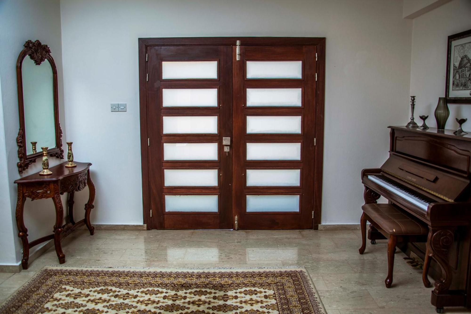 6 Bdr Villa With Tennis Court Paphos Exterior foto
