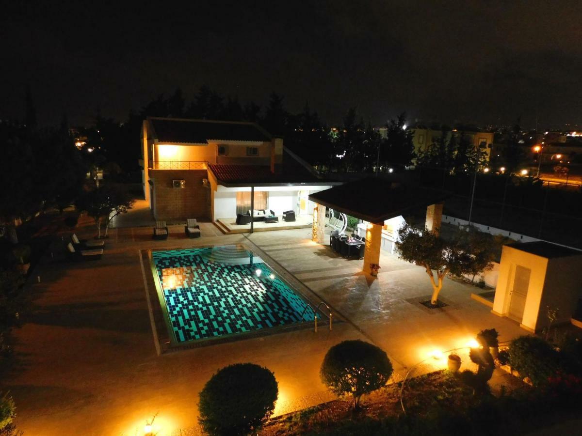 6 Bdr Villa With Tennis Court Paphos Exterior foto