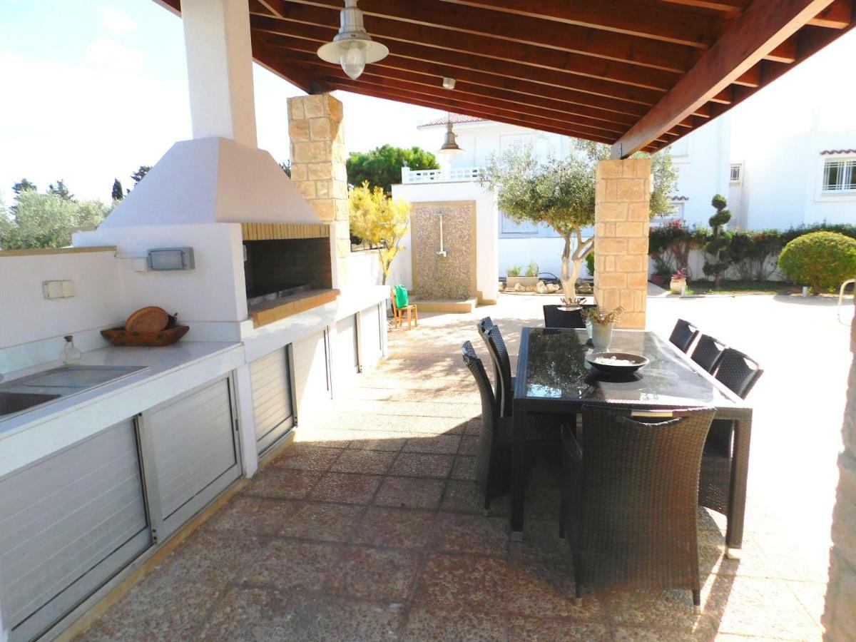 6 Bdr Villa With Tennis Court Paphos Exterior foto